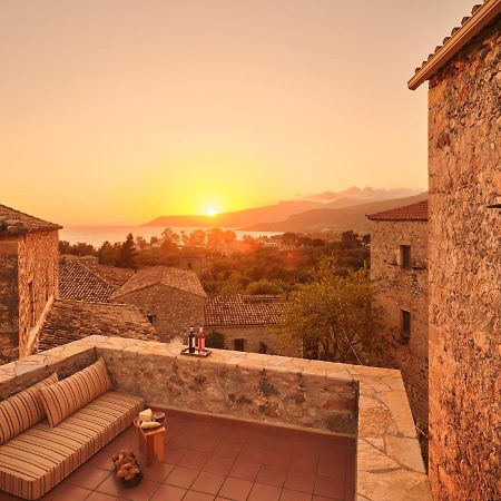 Вилла Petreas Castle Кардамили Экстерьер фото