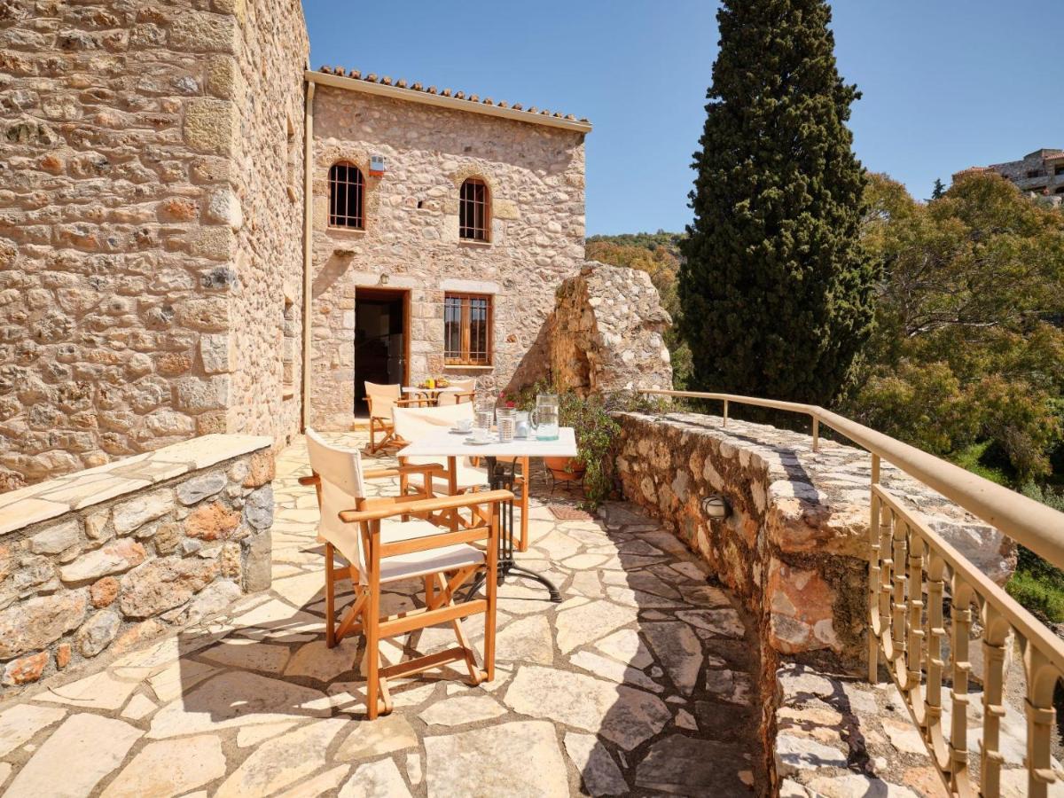 Вилла Petreas Castle Кардамили Экстерьер фото